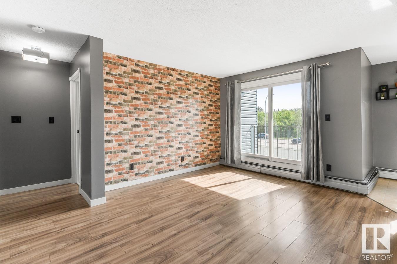 Photo 13 of 202 7207 171 St Nw, Edmonton AB