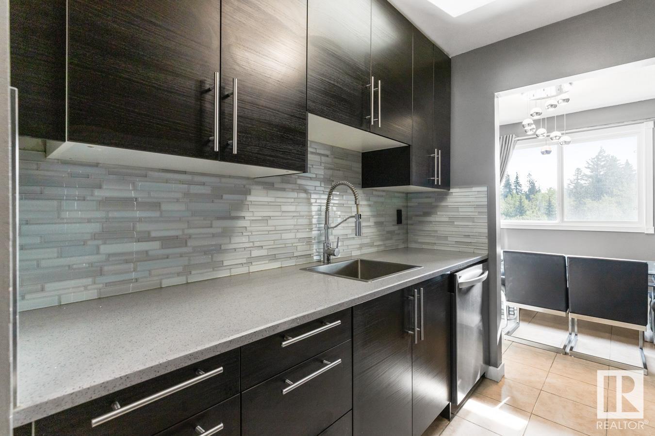 Photo 2 of 202 7207 171 St Nw, Edmonton AB