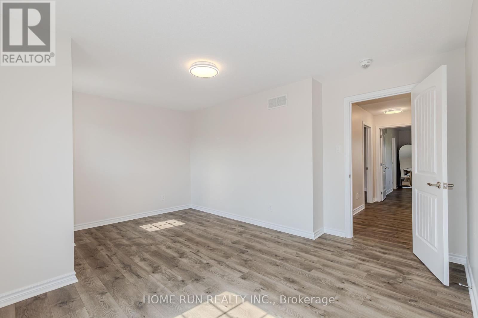 Photo 34 of 240 Alex Polowin Avenue, Ottawa ON