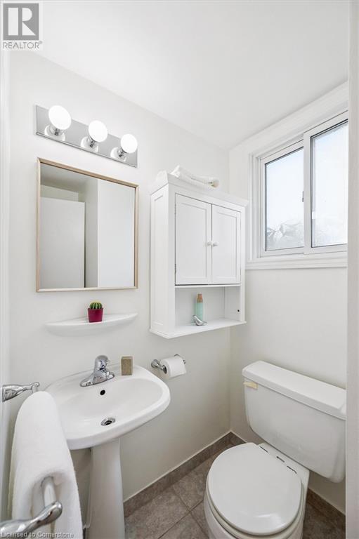 Photo 16 of 161 Berkindale Drive Unit 6, Hamilton ON