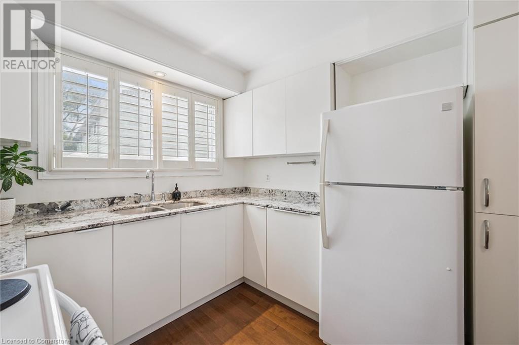 Photo 13 of 161 Berkindale Drive Unit 6, Hamilton ON