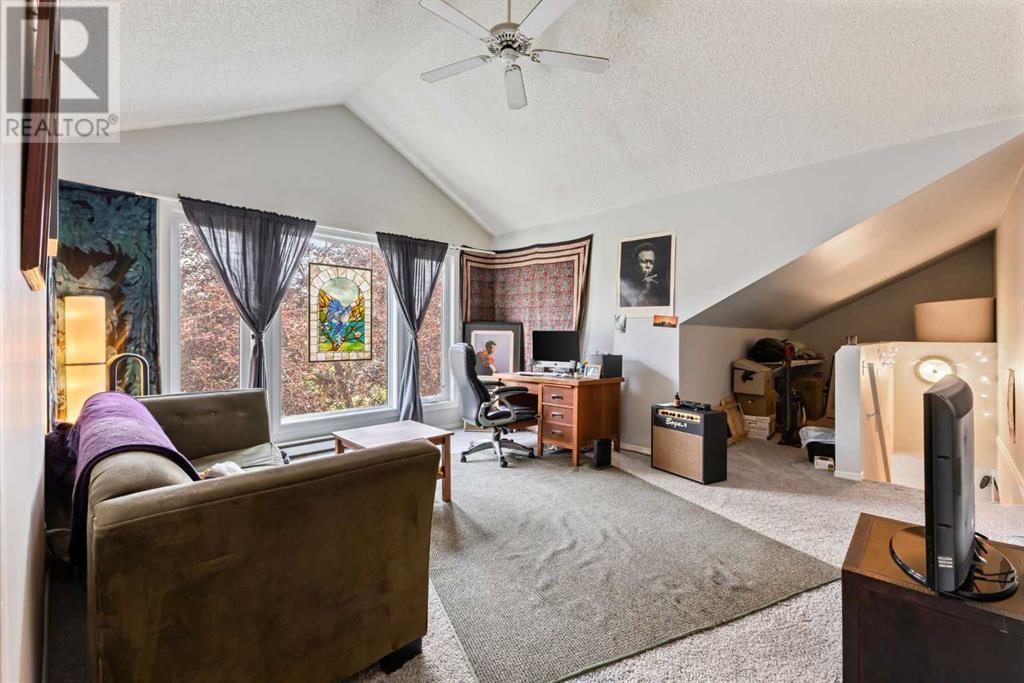 Photo 11 of 2441 25 A Street Sw, Calgary AB