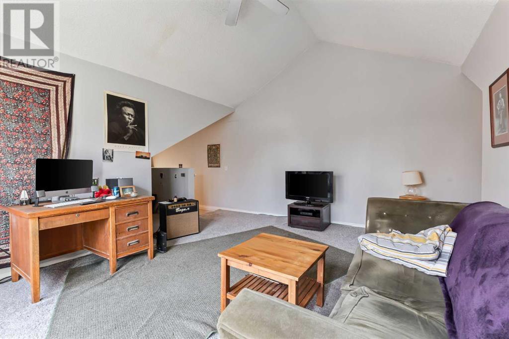 Photo 1 of 2441 25 A Street Sw, Calgary AB