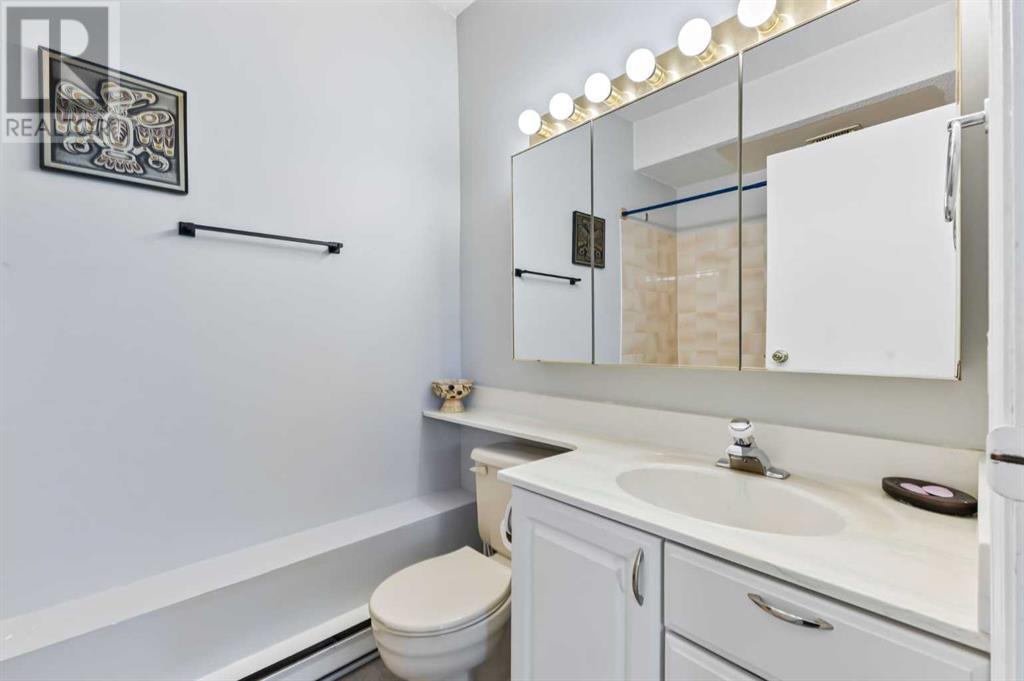 Photo 19 of 2441 25 A Street Sw, Calgary AB