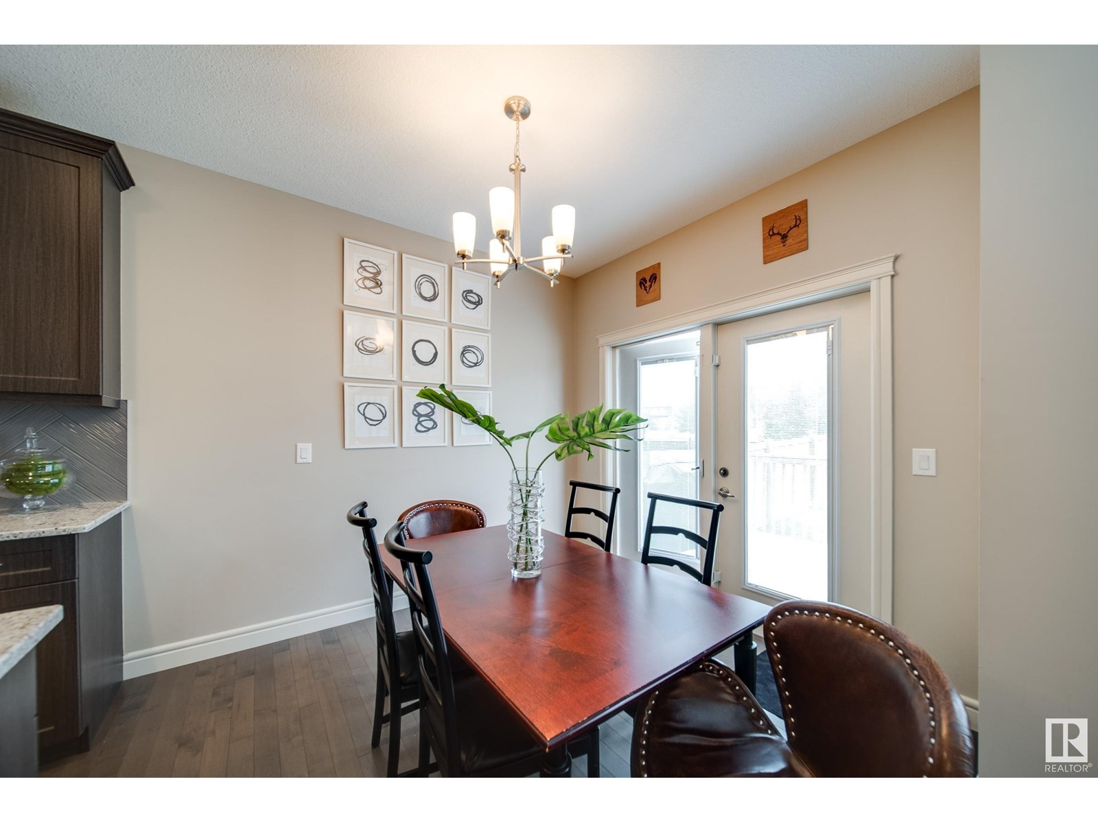 Photo 14 of 17044 43 St Nw, Edmonton AB