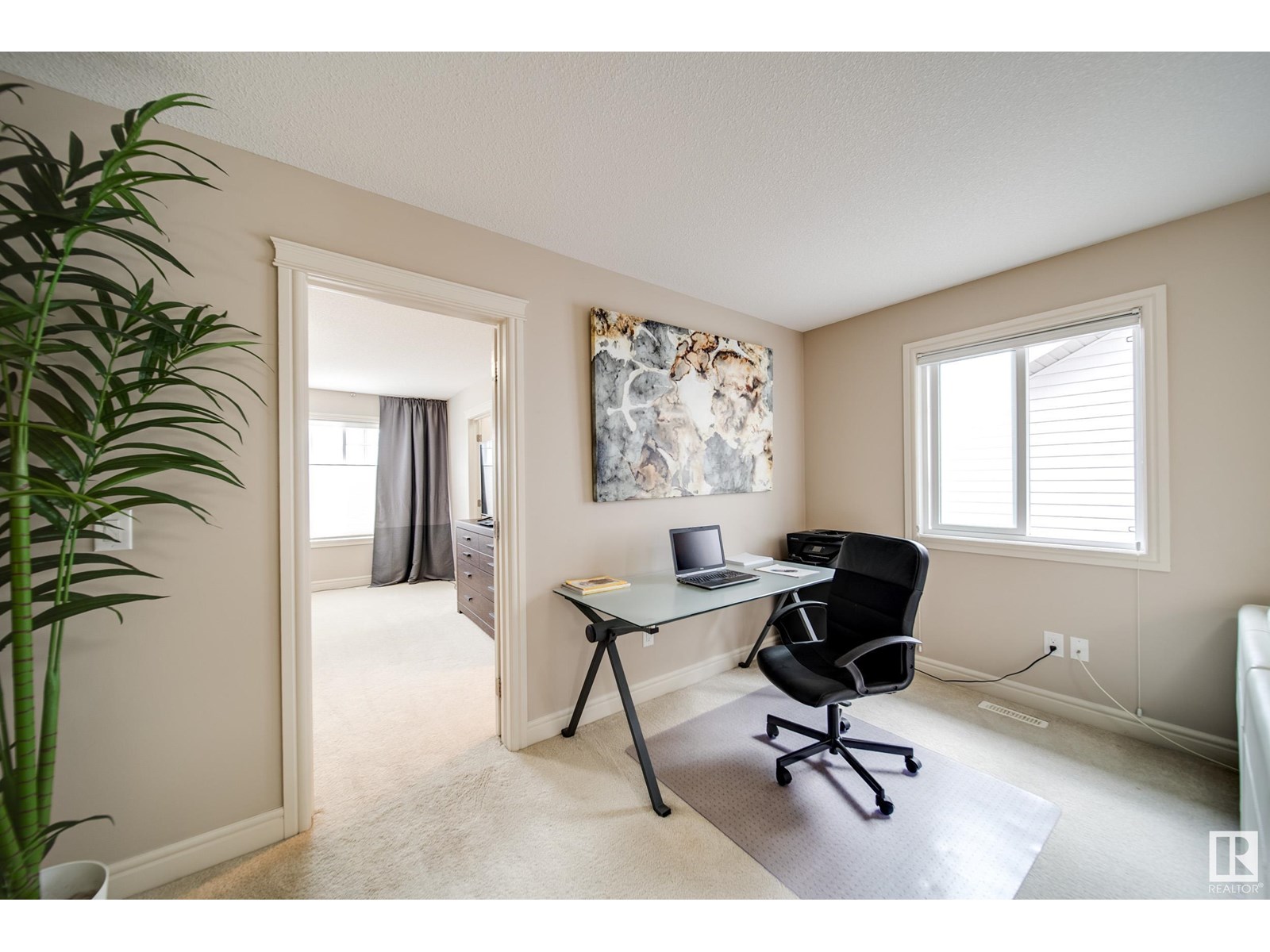 Photo 29 of 17044 43 St Nw, Edmonton AB