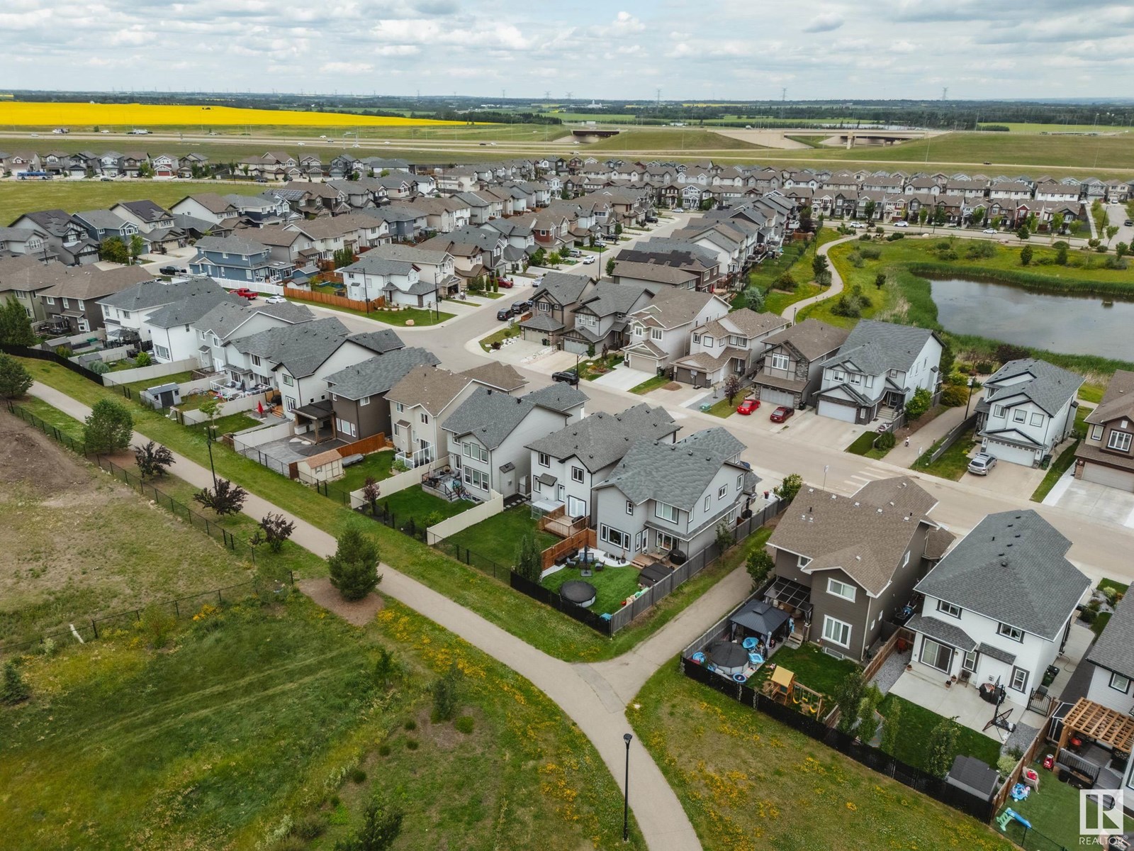 Photo 48 of 17044 43 St Nw, Edmonton AB