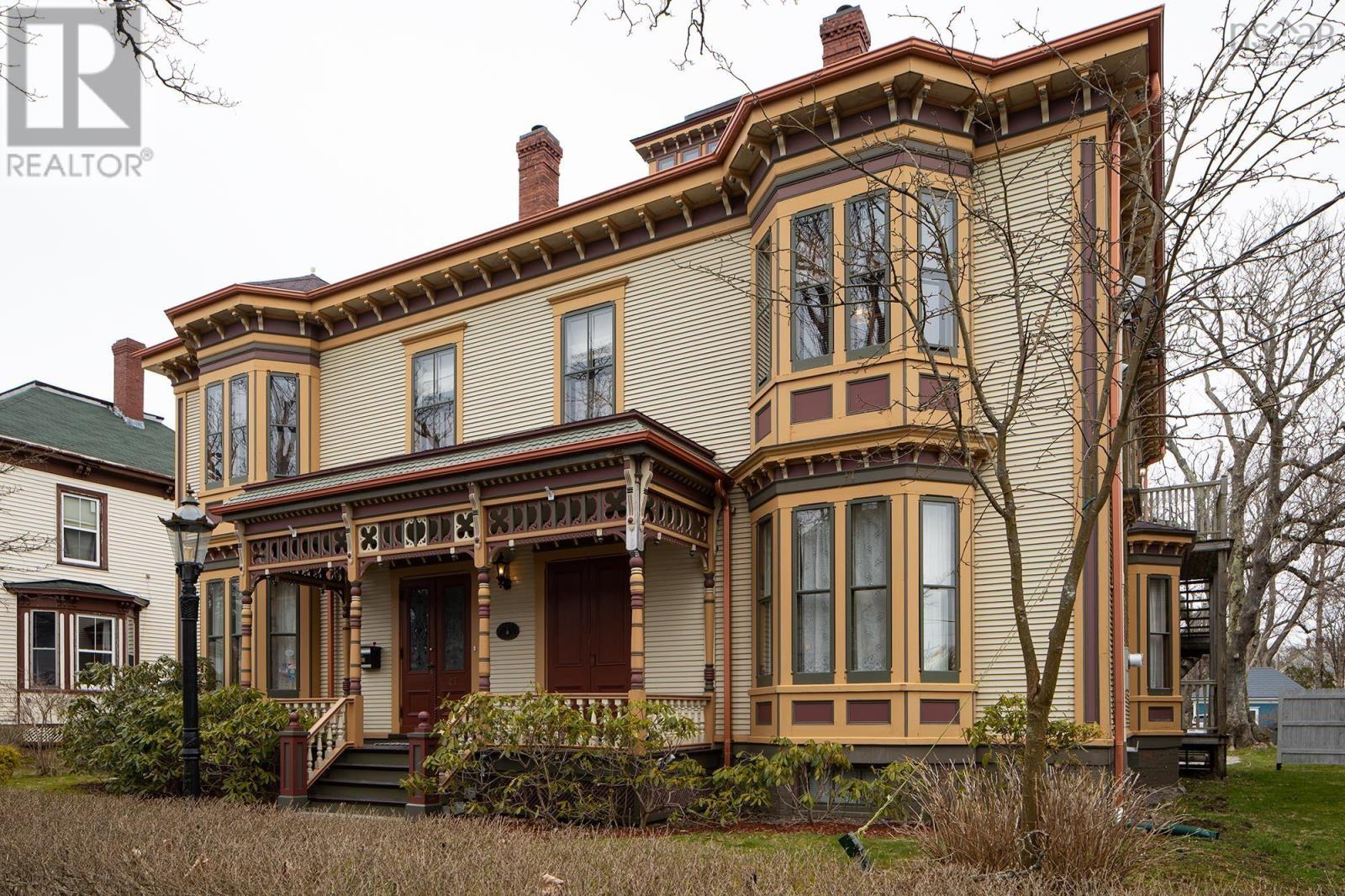 Property photo of 27 Willow Street