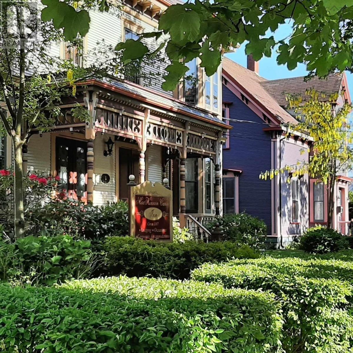 Property 25 of 29 of 27 Willow Street