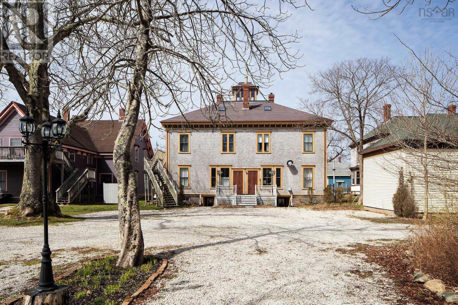 Property 5 of 29 of 27 Willow Street