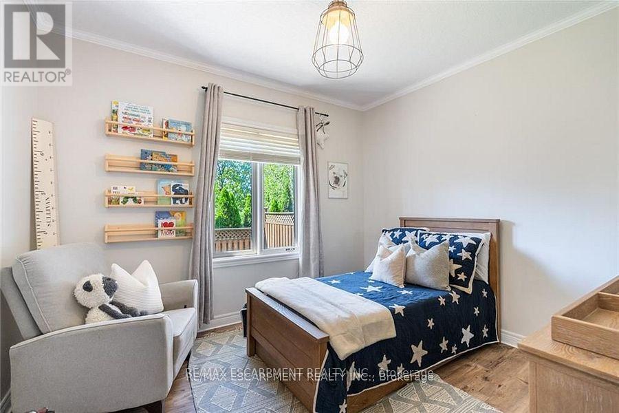 Photo 29 of 46 Sea Breeze Drive, Norfolk ON