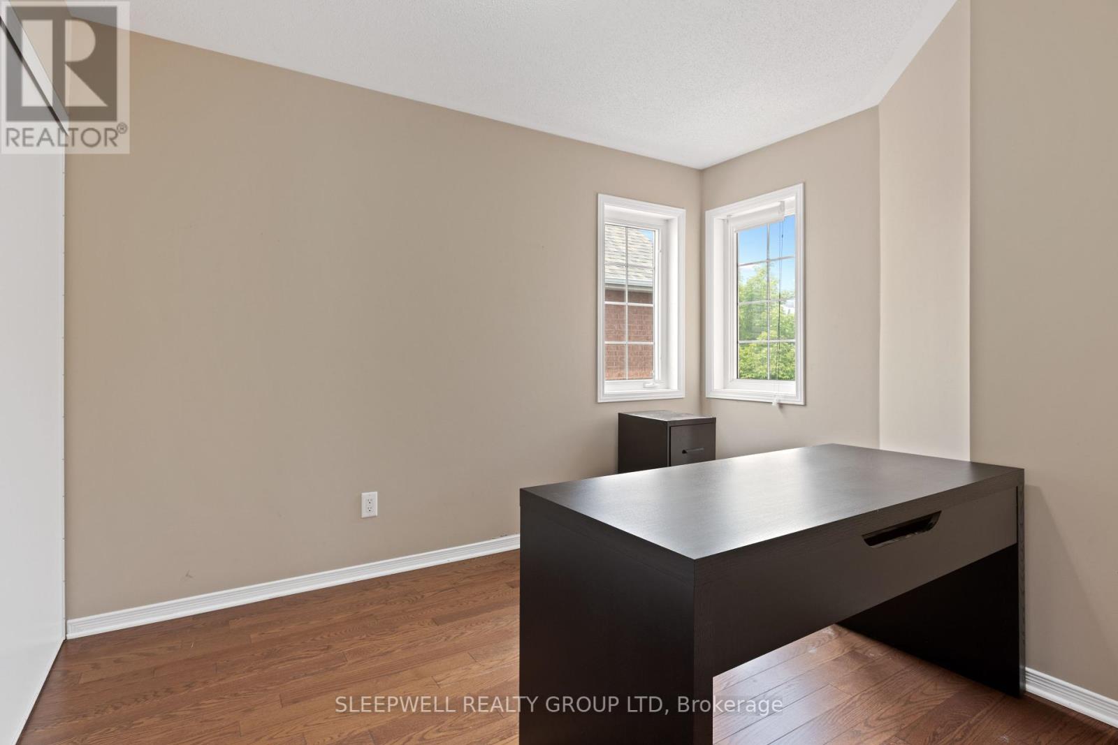 Photo 20 of 12 Cedar Park Street, Ottawa ON
