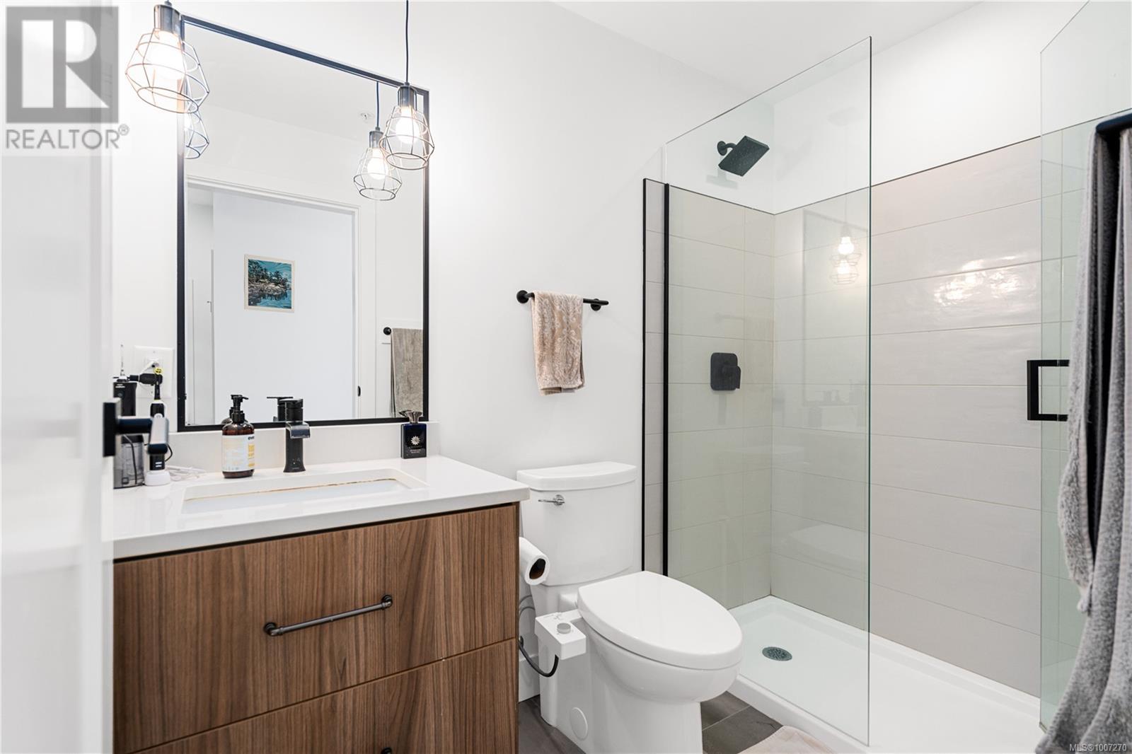 Photo 6 of 201 515 Chatham St, Victoria BC
