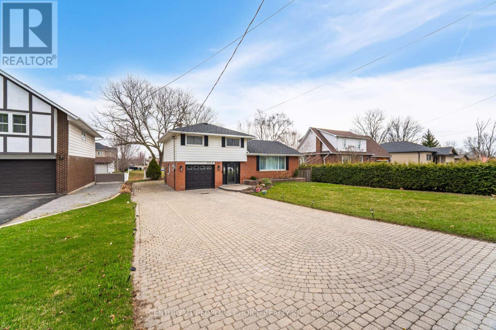 Photo 31 of 229 Liberty Street N, Clarington ON