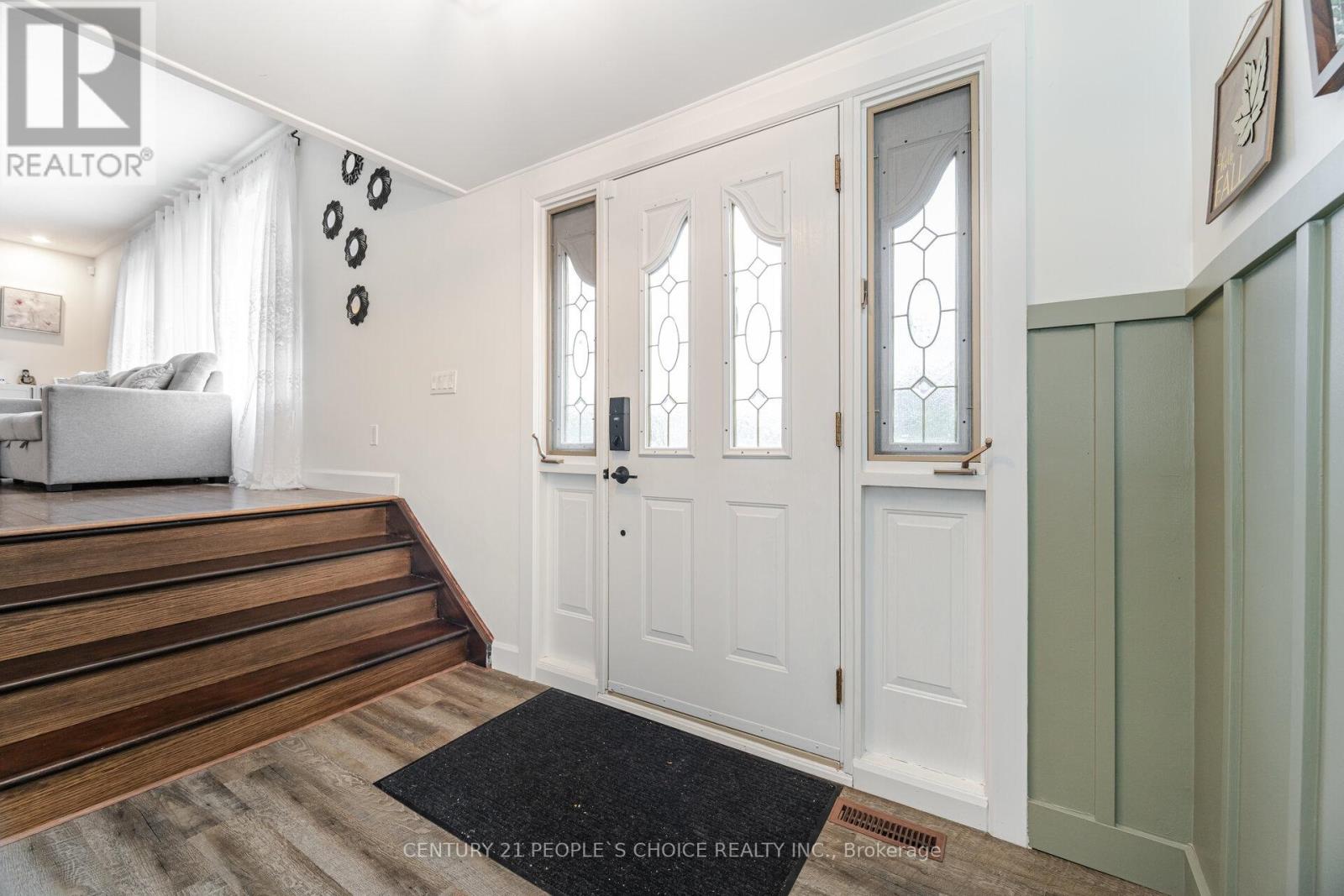 Photo 11 of 229 Liberty Street N, Clarington ON