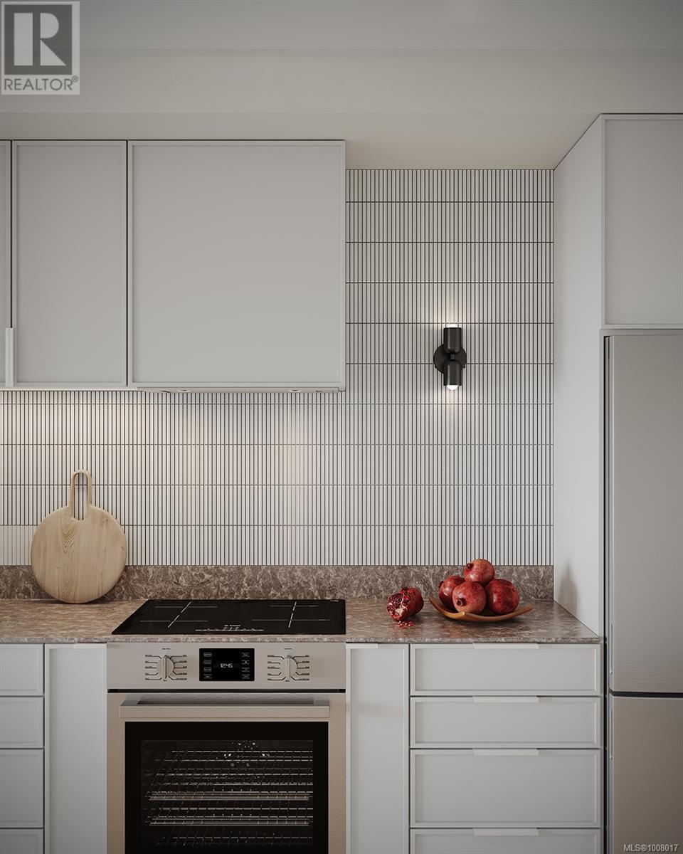 Photo 8 of 3 1520 Louise Pl, Saanich BC