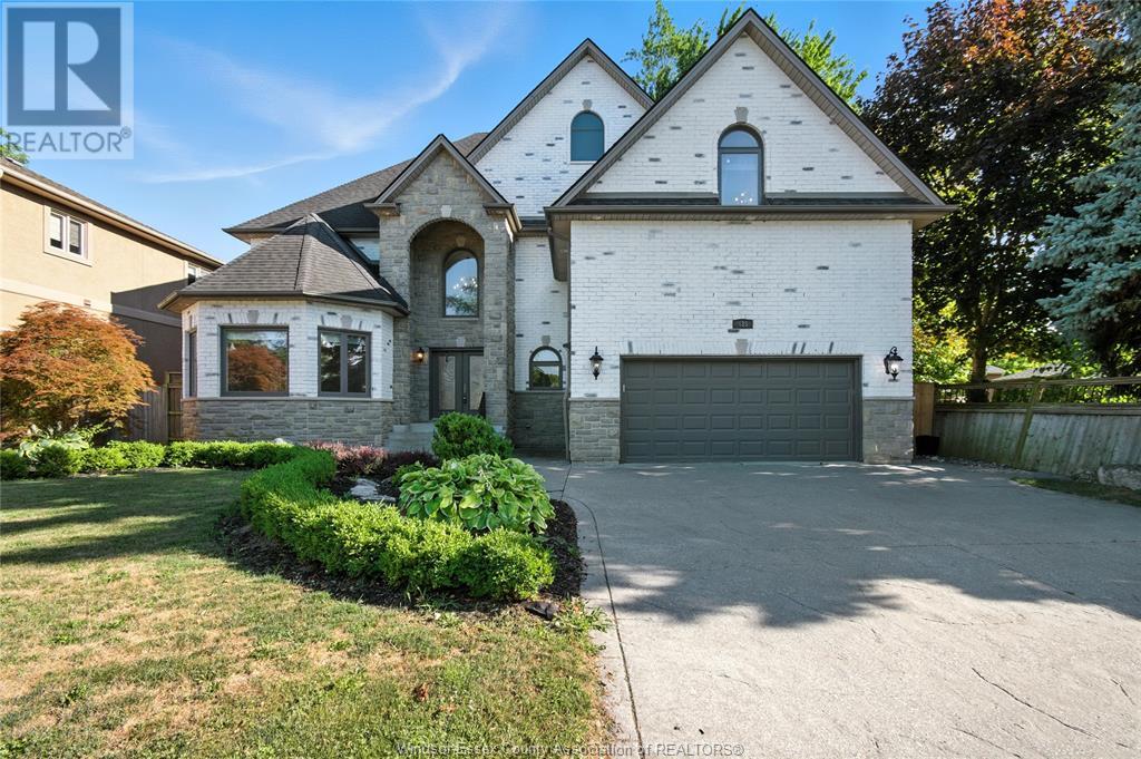 Photo 2 of 435 Country Club, Windsor ON