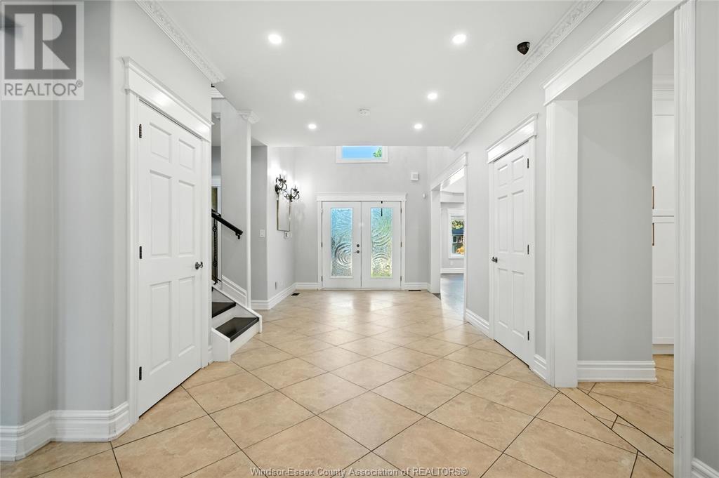 Photo 24 of 435 Country Club, Windsor ON