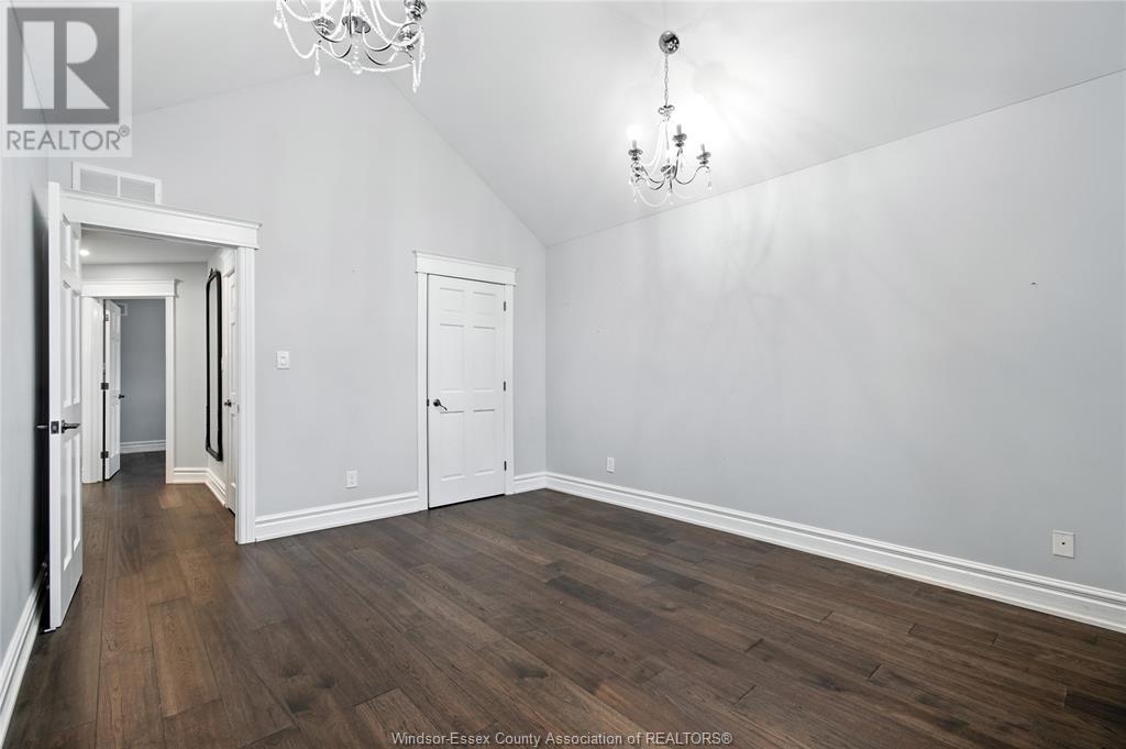 Photo 37 of 435 Country Club, Windsor ON