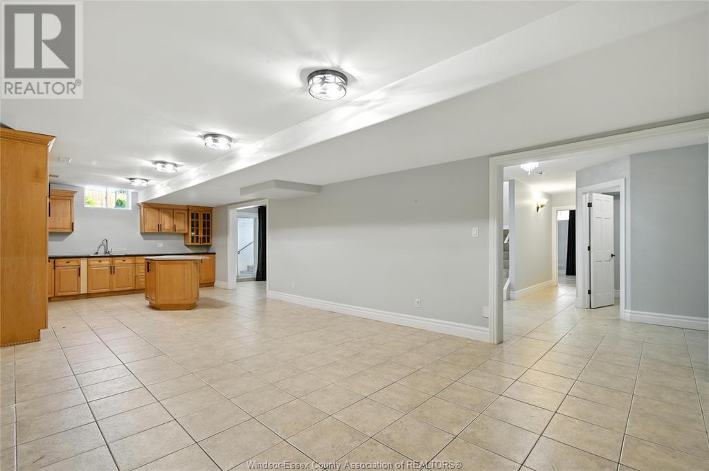 Photo 45 of 435 Country Club, Windsor ON