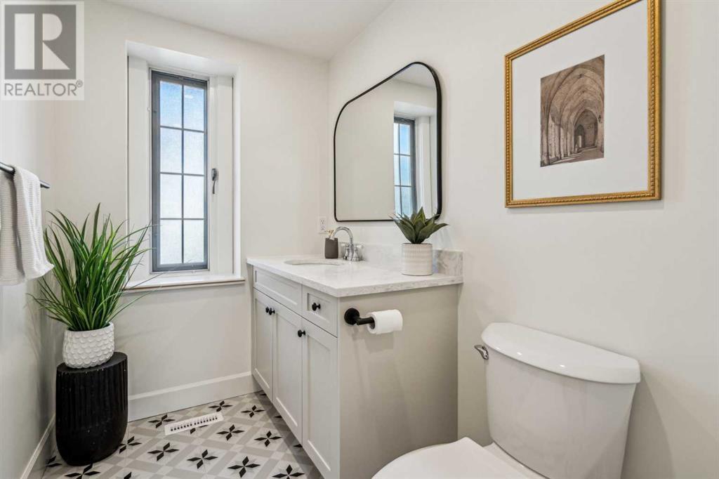 Single Family House for Sale in    Street NW Varsity Calgary 