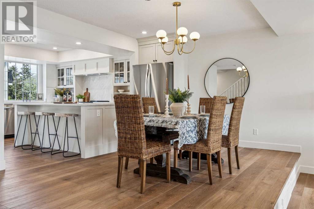 Single Family House for Sale in    Street NW Varsity Calgary 