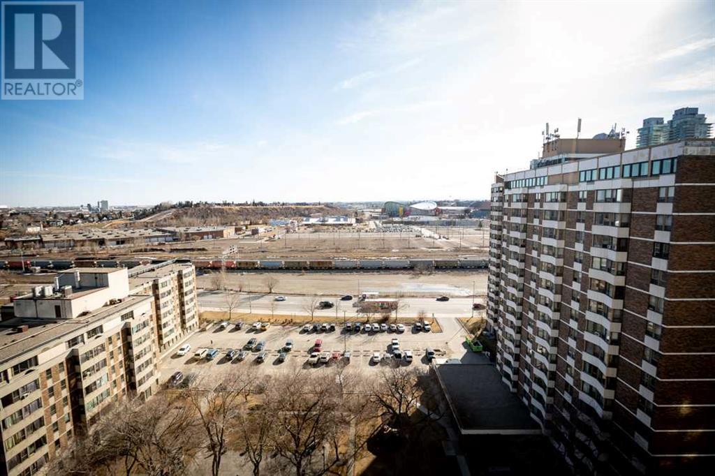 Single Family House for Sale in    Avenue SE Downtown East Village Calgary 