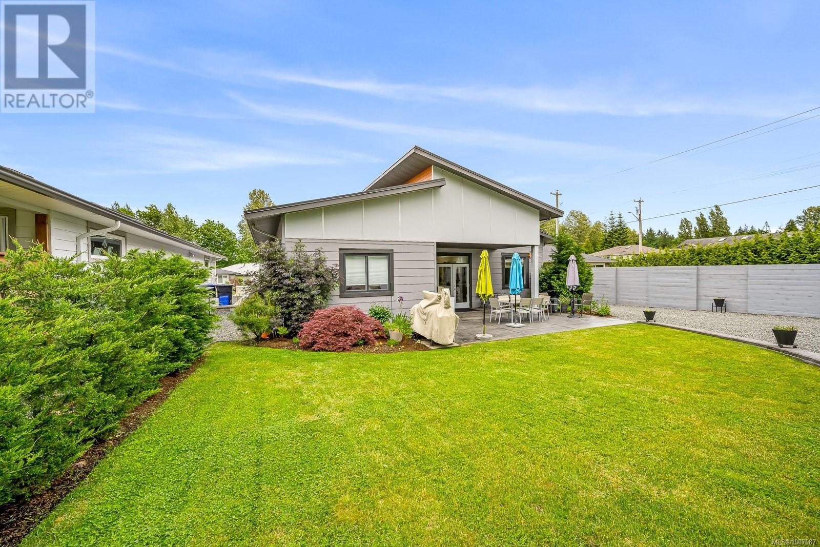 Photo 11 of 83 Grayhawk Pl, Courtenay BC