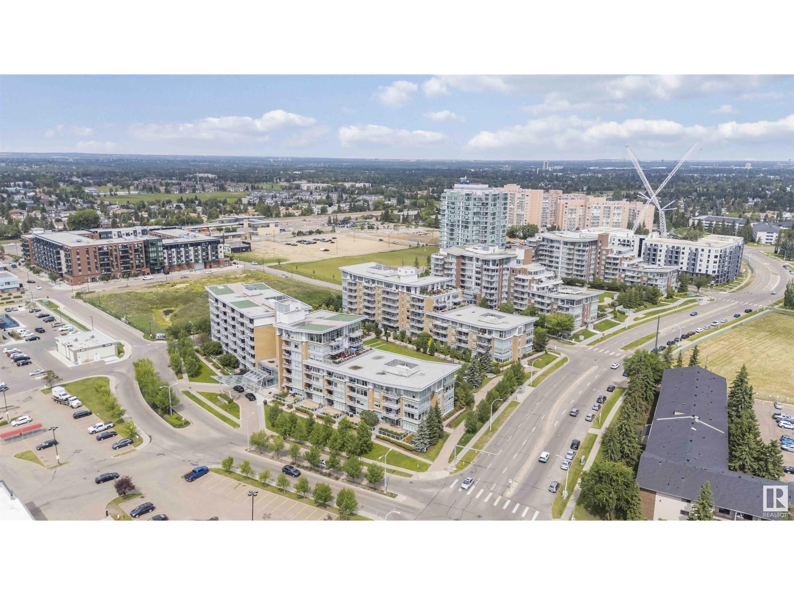 Photo 26 of 108 2504 109 St Nw, Edmonton AB