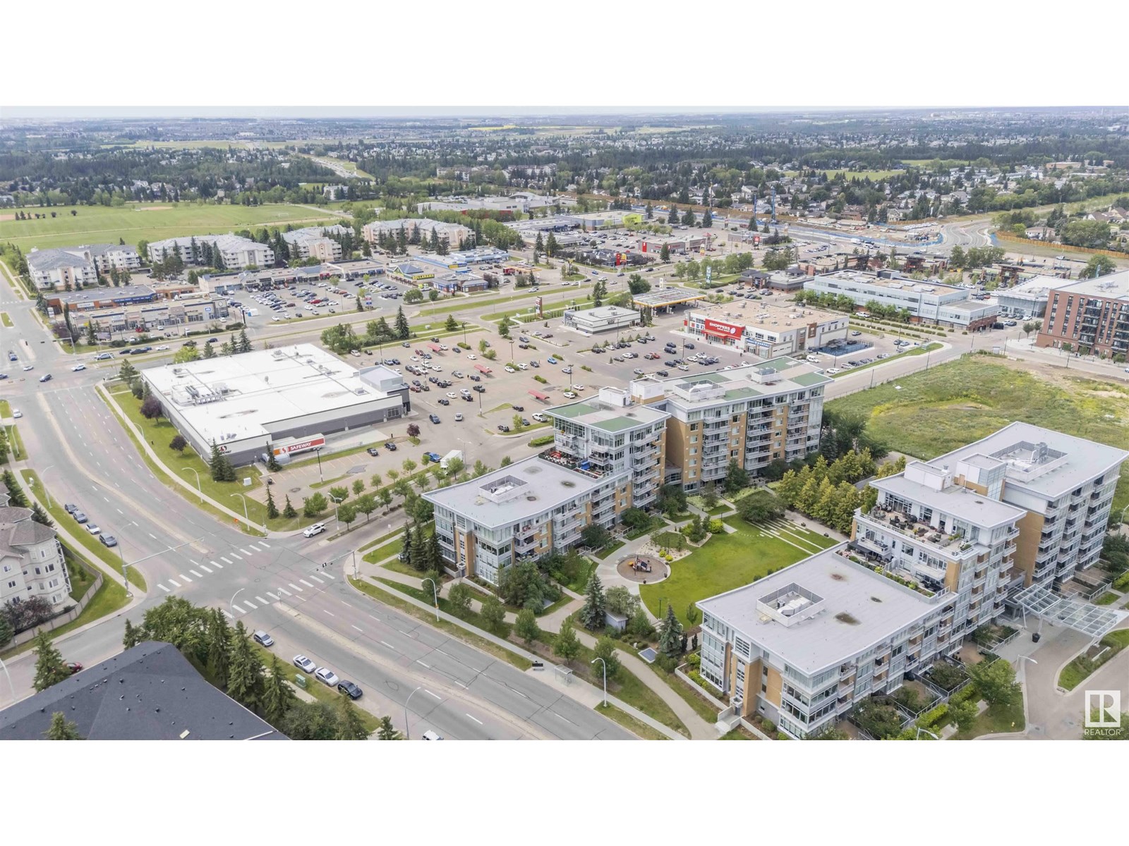 Photo 41 of 108 2504 109 St Nw, Edmonton AB