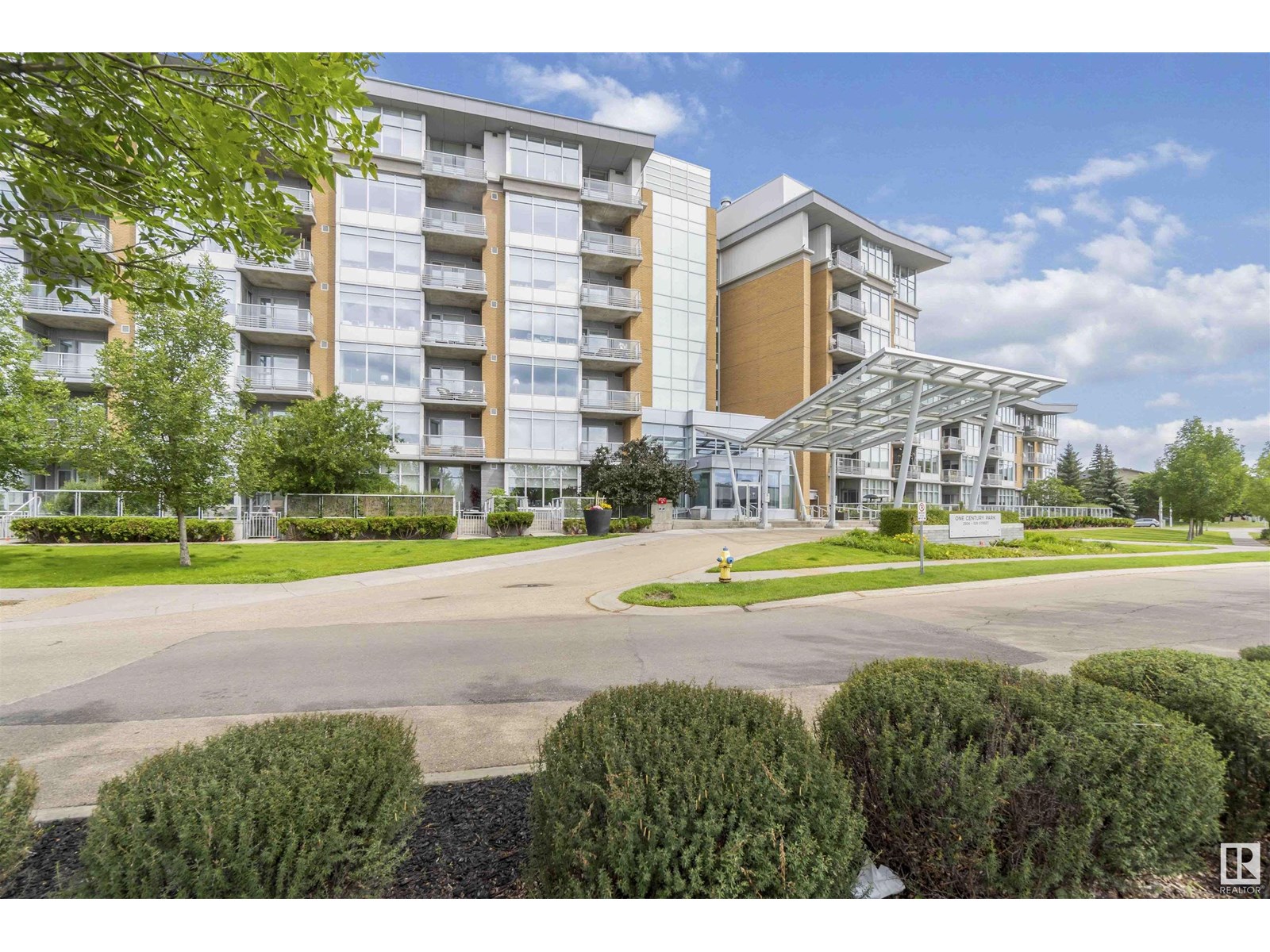 Photo 42 of 108 2504 109 St Nw, Edmonton AB