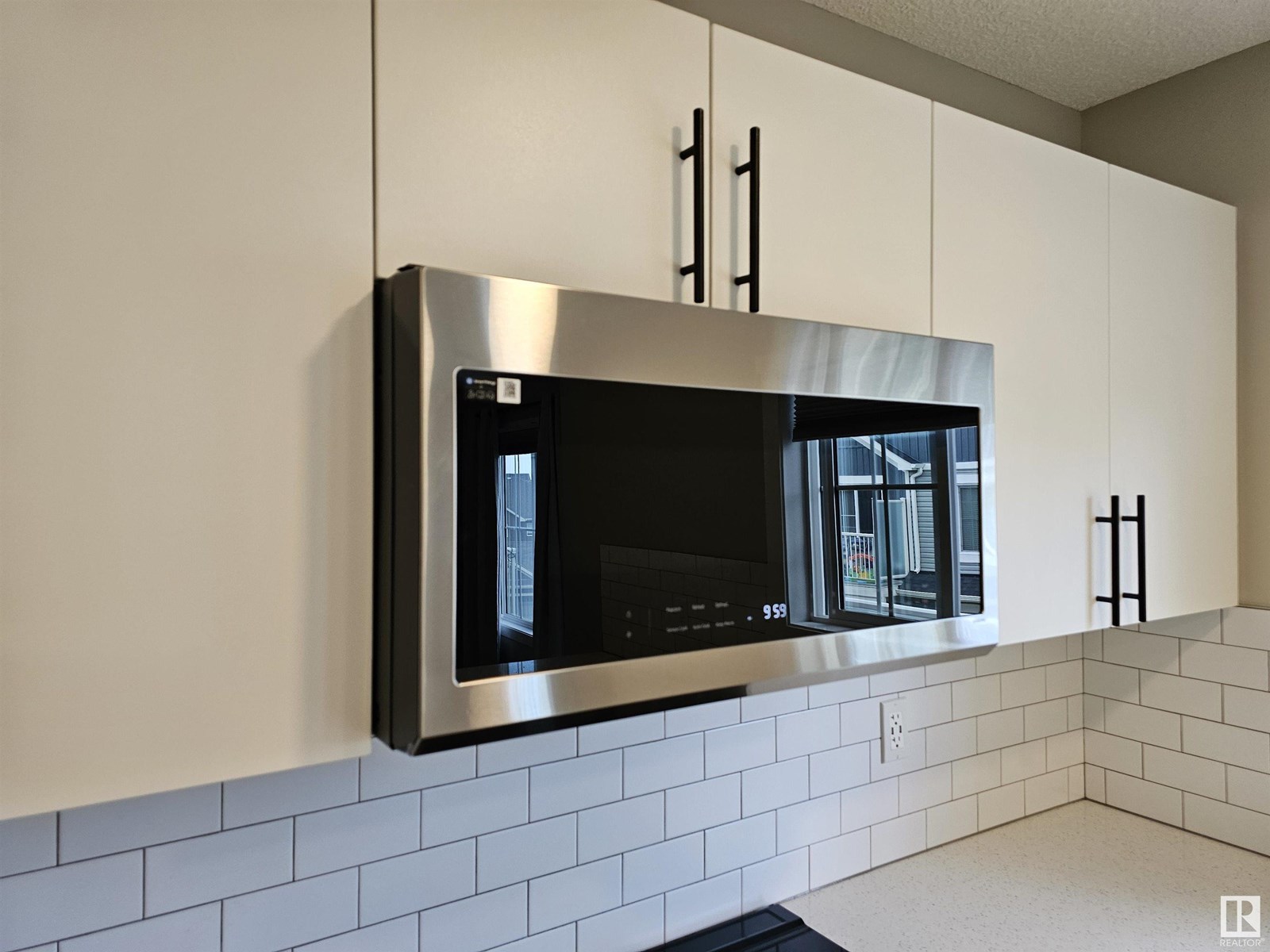 Photo 6 of 17 1110 Daniels Li Sw, Edmonton AB