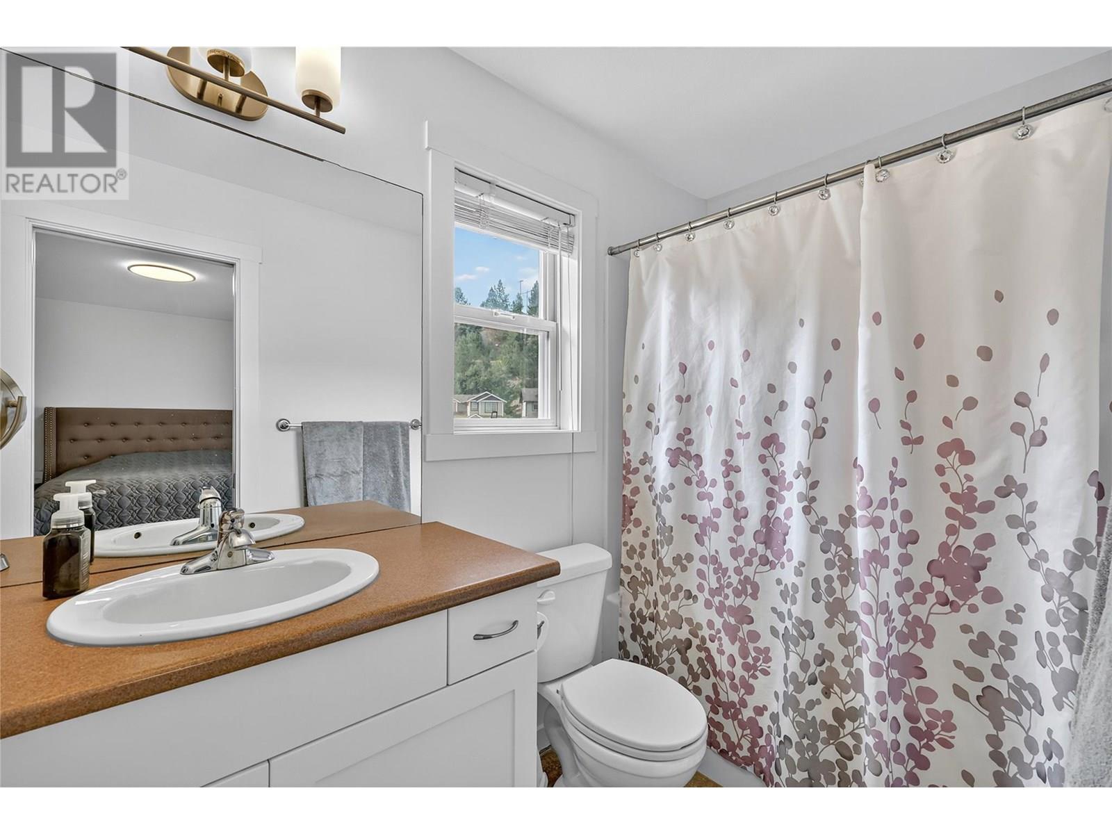  982 Paret Crescent, Kelowna