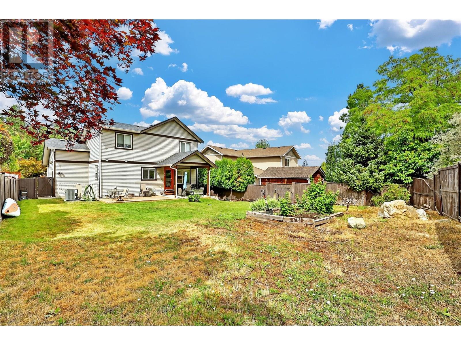  982 Paret Crescent, Kelowna