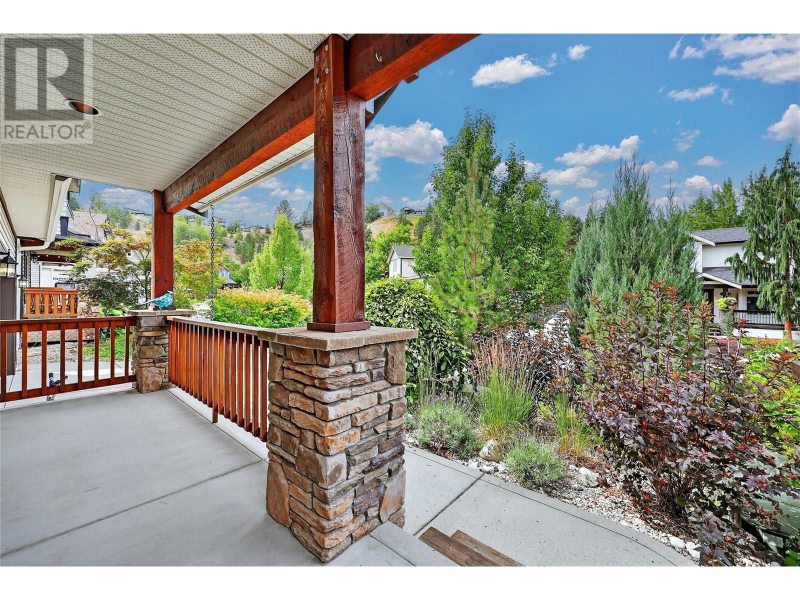  982 Paret Crescent, Kelowna