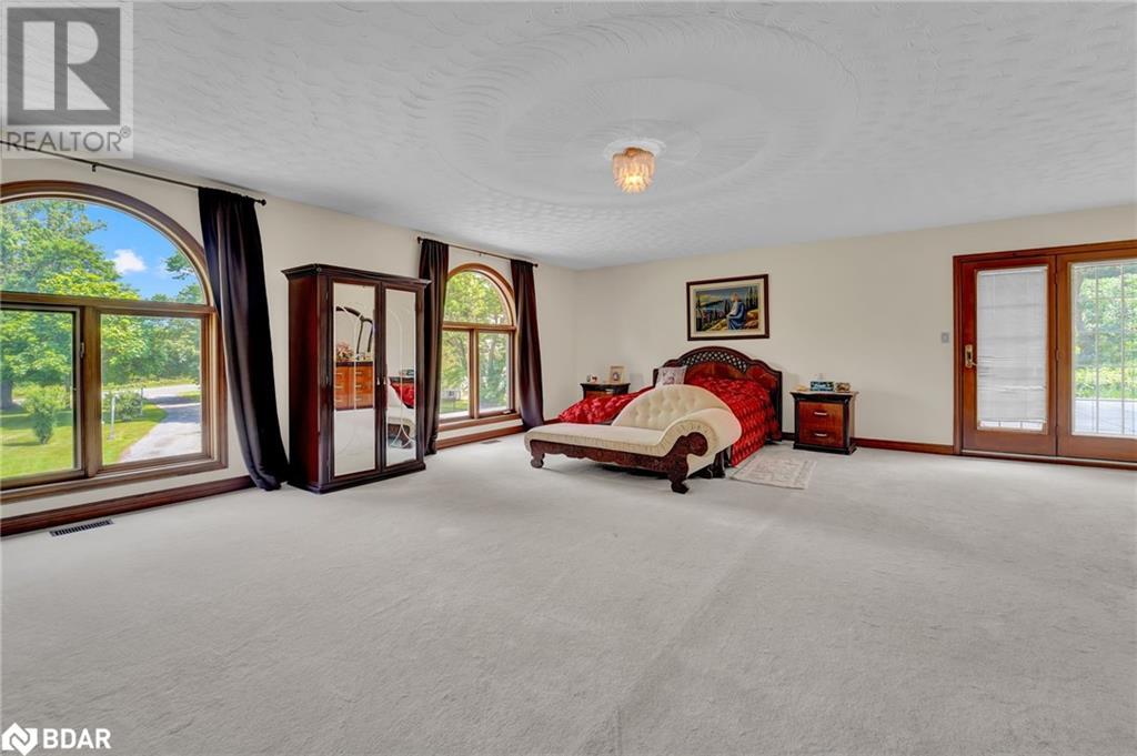 Photo 2 of 805 Centre Road, Haltonville ON