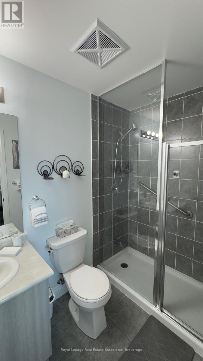Photo 11 of 801 65 Yorkland Boulevard, Brampton ON