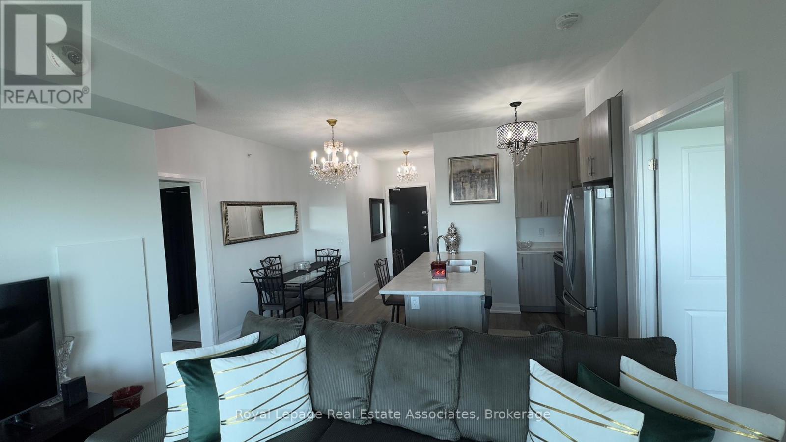 Photo 1 of 801 65 Yorkland Boulevard, Brampton ON