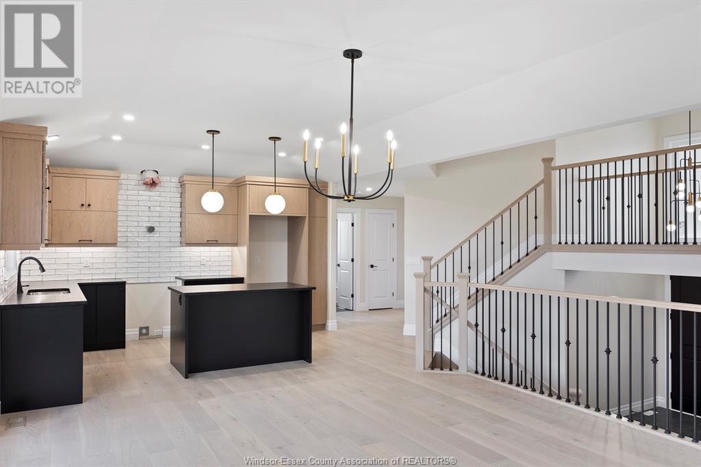 Photo 18 of 1249 Campana Crescent, Lakeshore ON