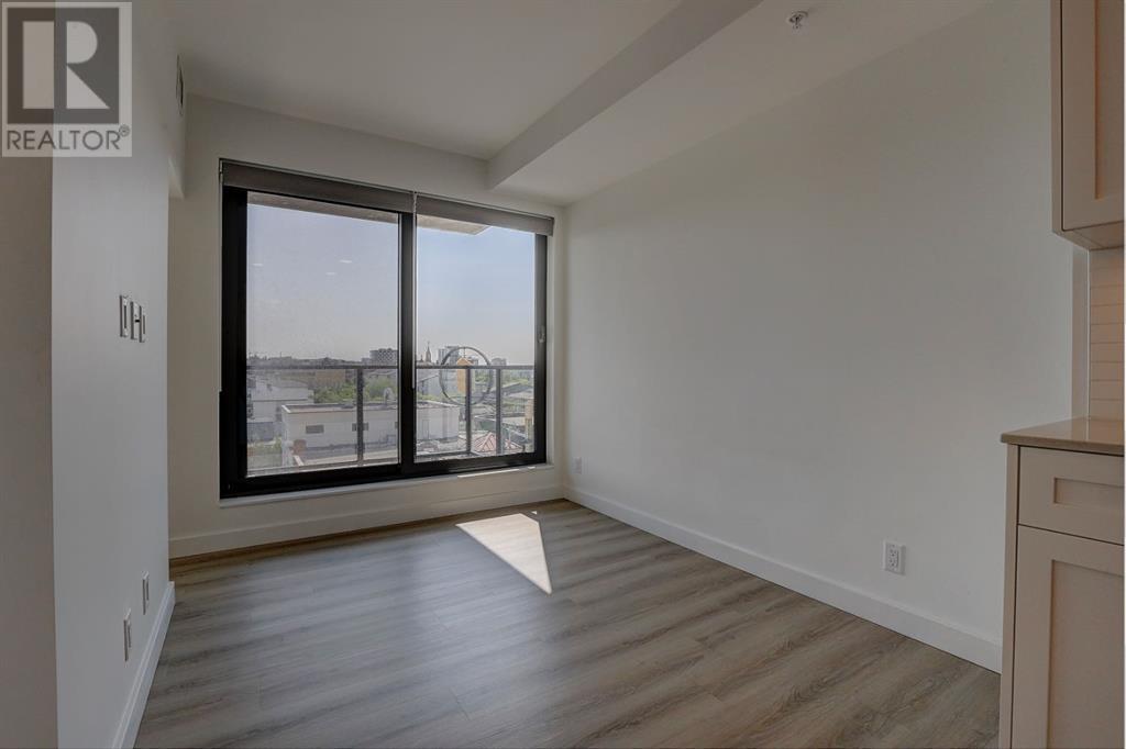 Single Family House for Sale in    Street NE Crescent Heights Calgary 