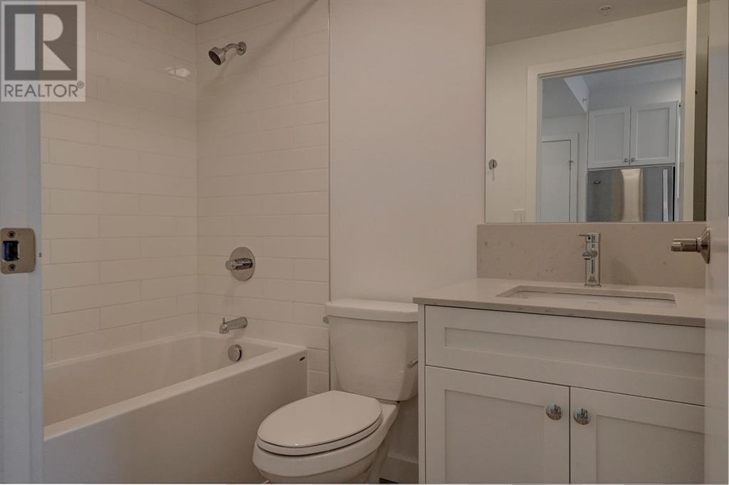 Single Family House for Sale in    Street NE Crescent Heights Calgary 