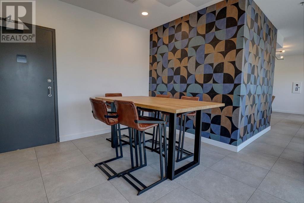 Single Family House for Sale in    Street NE Crescent Heights Calgary 