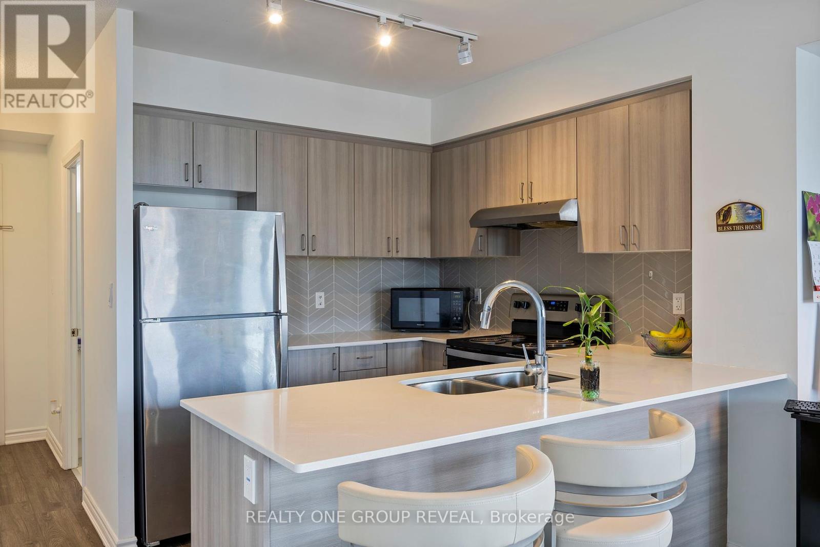 Photo 7 of 313 1 Falaise Road, Toronto ON