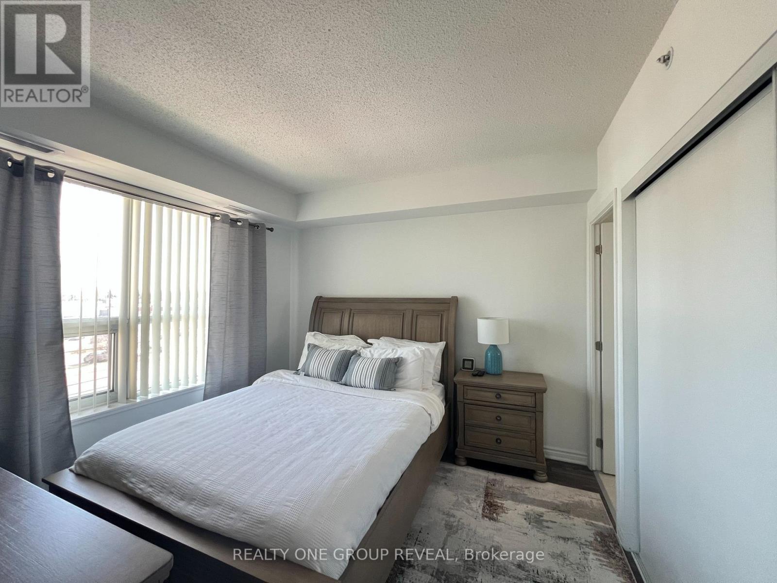 Photo 5 of 313 1 Falaise Road, Toronto ON