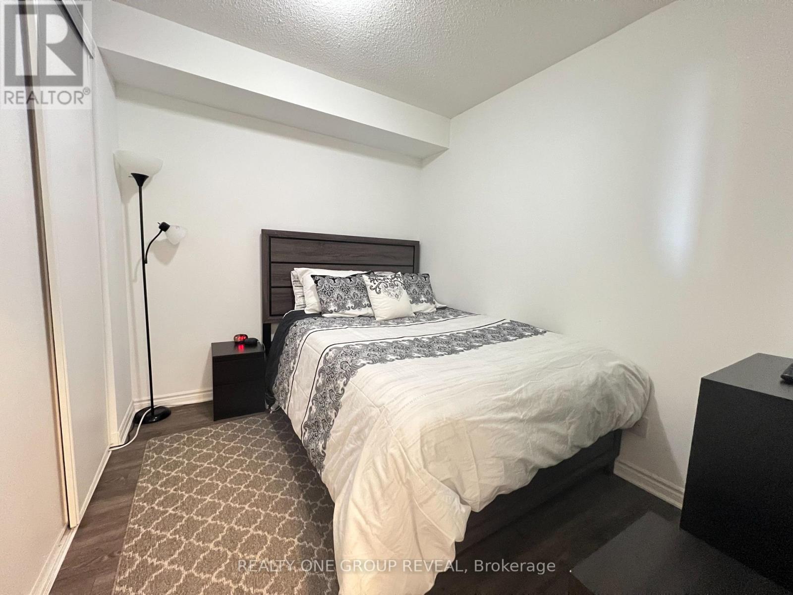 Photo 20 of 313 1 Falaise Road, Toronto ON