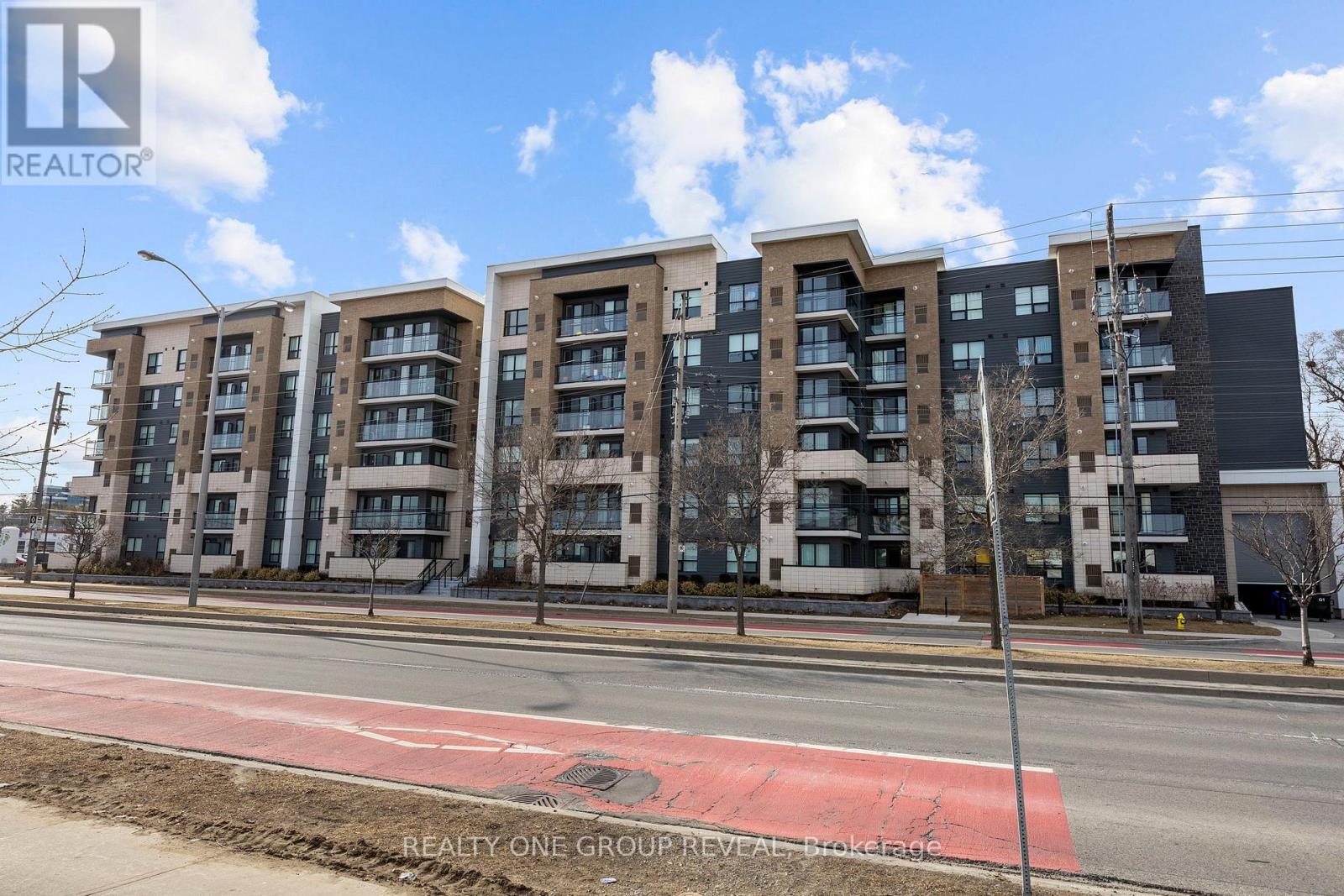 Photo 11 of 313 1 Falaise Road, Toronto ON