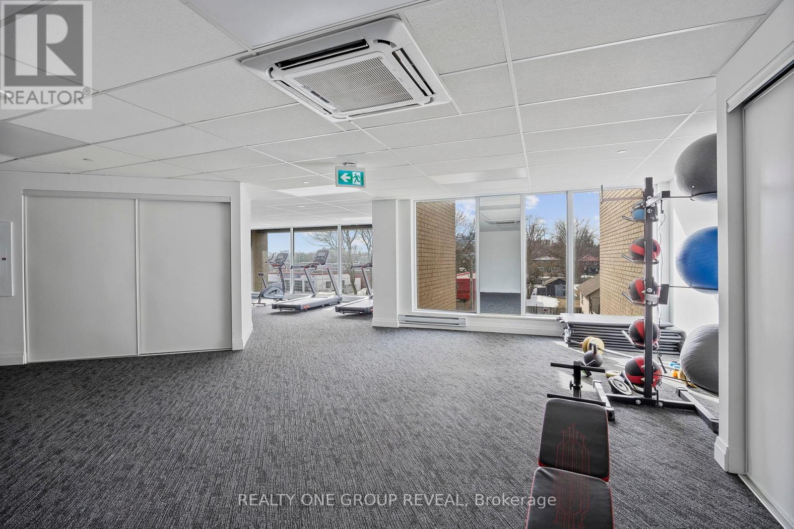 Photo 25 of 313 1 Falaise Road, Toronto ON