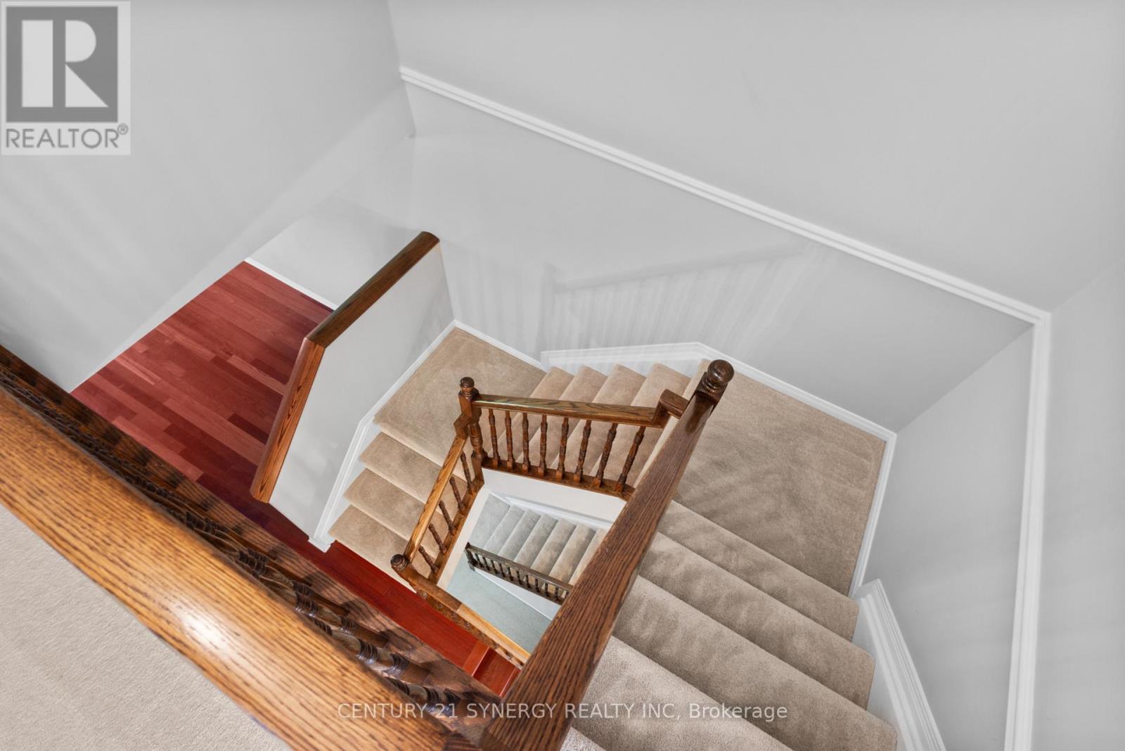 Photo 17 of 62 Stonebriar Drive, Ottawa ON