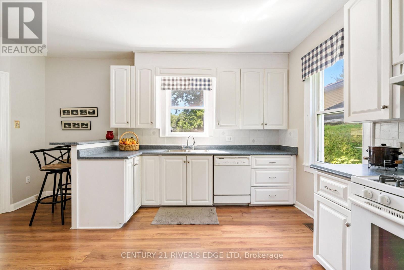 Photo 5 of 12084 Lakeshore Drive, South Dundas ON