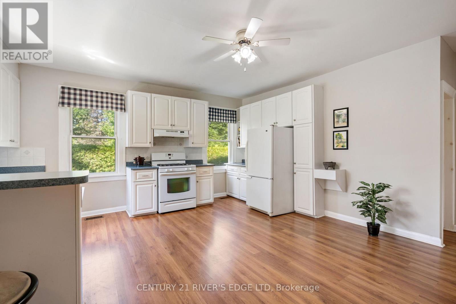 Photo 6 of 12084 Lakeshore Drive, South Dundas ON